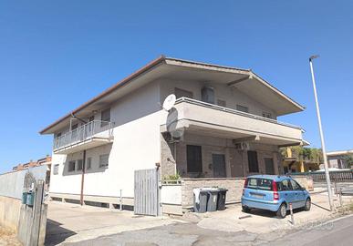 2 LOCALI A CIAMPINO