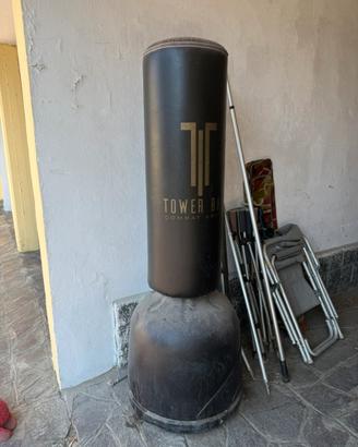 Sacco da box con guantoni