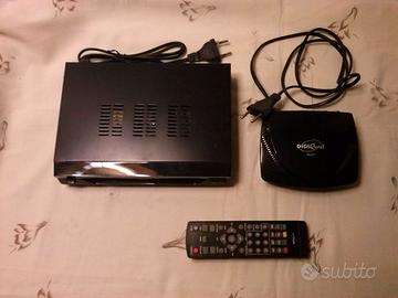 Due decoder vecchio digitale terrestre Digi Quest