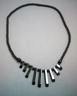 girocollo in ematite nera