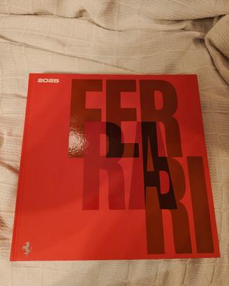 libro Ferrari 2025