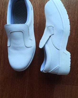 Istituto alberghiero scarpe e abbigliamento