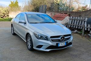 Mercedes CLA 200