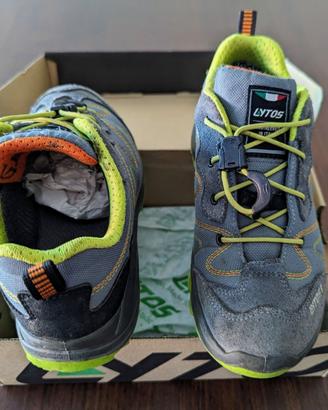 scarponcini da montagna taglia 33