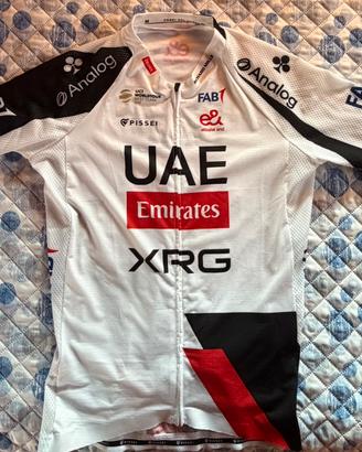 Maglia bic UAE 2026