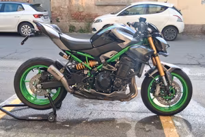 Kawasaki z900 SE 2025