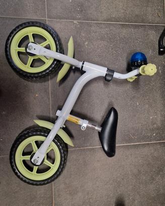 Bicicletta senza pedali 