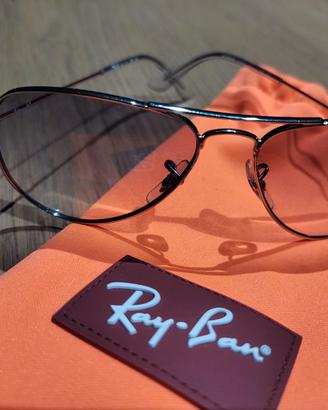Occhiali da sole Ray-ban teen.