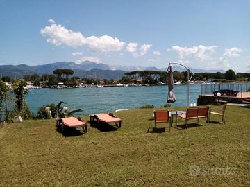 Sul fiume con posto barca vicini 5 terre 3 posti