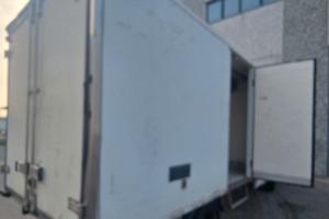 CELLA FRIGO FUNZIONANTE LUNGA 3.80M