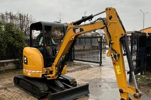 E165 Mini escavatore 30 q Caterpillar 303E