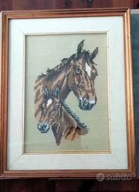 Quadri con cavalli e cane, ricamato a mano