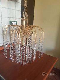 Lampadario a gocce con cristalli