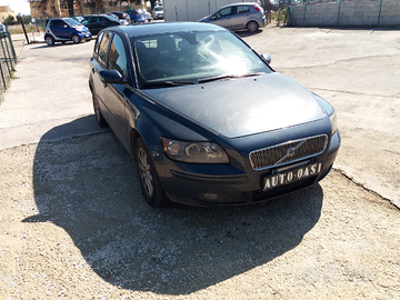 Volvo v50 sw 2 0 td 06 ricambi