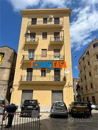 Piazza Borgese/vicolo Signoruzzo - Magazzino
