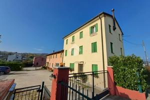 CASA SEMINDIPENDENTE A SAN PIETRO DI FELETTO