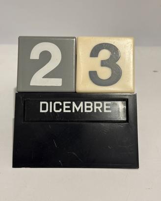Calendario perpetuo da scrivania pubblicitario