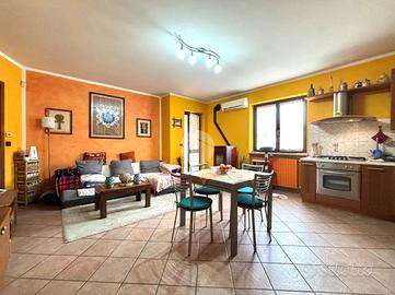 3 LOCALI A CASTAGNOLE PIEMONTE