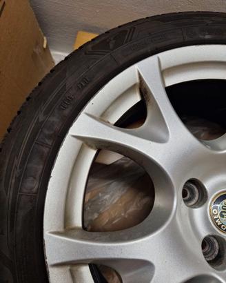 Cerchi in lega da 16 + gomme termiche  ALFA MITO
