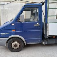 fiat iveco daily  35.10 del 1996 cassone cm 420