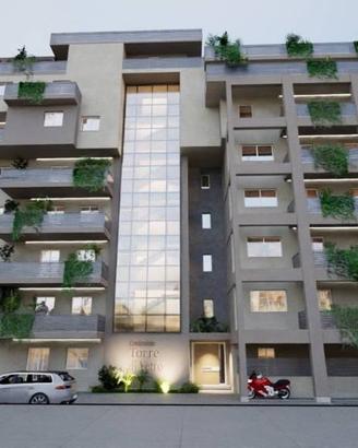Appartamento di 125 m² con 5 locali e box auto a P