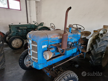 Trattore agricolo usato Ford Major 2RM