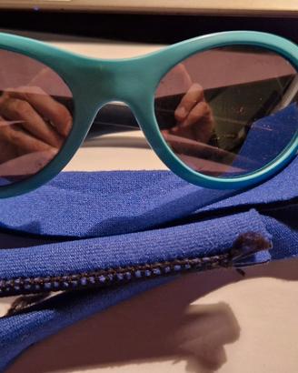 occhiali da sole da bebè con custodia e laccio 