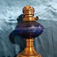 LAMPADA PETROLIO VINTAGE VETRO BLU OTTONE 15CM DEC