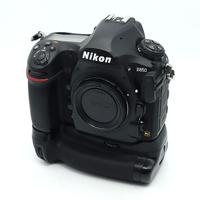 NIKON D850 + BATTERY GRIP ORIGINALE
