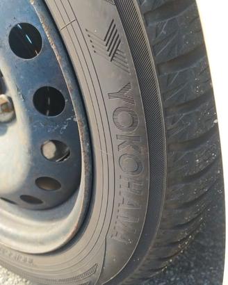 Gomme Innervali Yokohama 195/55R16 87H