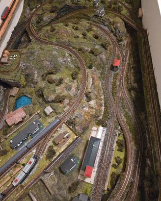 MOBILE CON PLASTICO FERROVIARIO SCALA N 