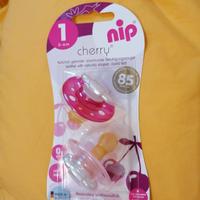 Ciucci caucciù Nip ciliegina