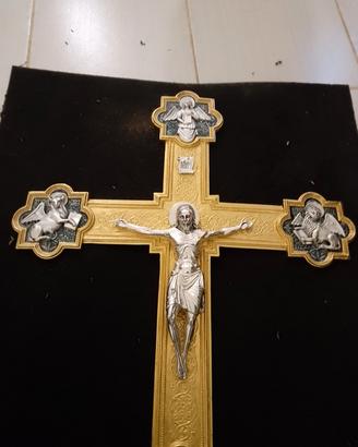 croce in metallo cromato e smaltato con asta e bas