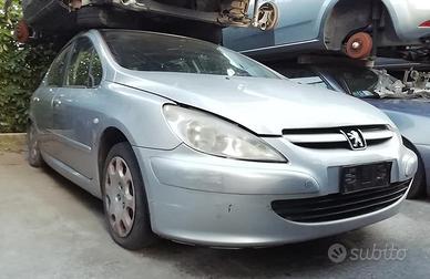 PEUGEOT 307 1,6 e 2,0 Ricambi usati