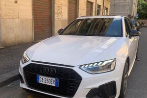 Audi A4 Avant S Line edition TDI 190 CV 