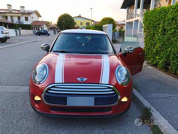 Mini Cooper 1500 turbo 