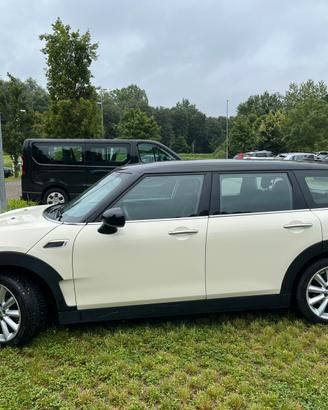 Cooper Clubman, originale, elegante, pratica