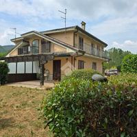 PORZIONE DI BIFAMILIARE A FIUGGI