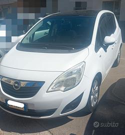 Opel Meriva B  1.4 benzina