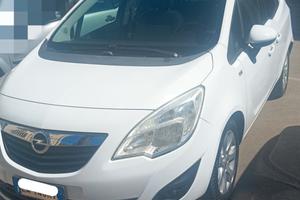 Opel Meriva B  1.4 benzina