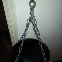 Sacco da boxe con supporto