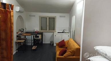 LA STORTA MONOLOCALE ARREDATO Ben COLLEGATO