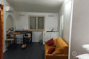 LA STORTA MONOLOCALE ARREDATO Ben COLLEGATO