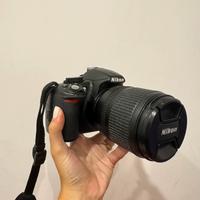 Nikon d3100+ Nikkor 18-105 mm con Kit completo