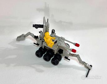 Lego robot spaziale