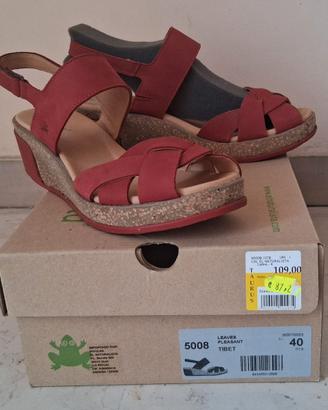 Sandali con zeppa n40