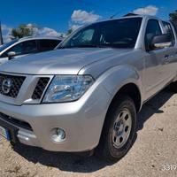 Nissan Navara 2.5 dCi 4 porte Double Cab WoRK
