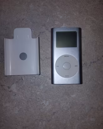 lettore MP3 Apple  + lettore MP3 da 16 GB 