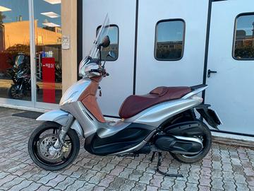 Piaggio Beverly 350