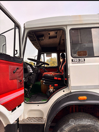 Camion Iveco 190/38